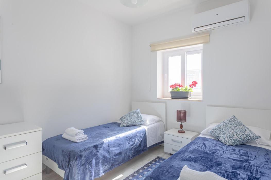 F3 Room 3, Private Room Two Single Beds Shared Bathroom Msida Zewnętrze zdjęcie